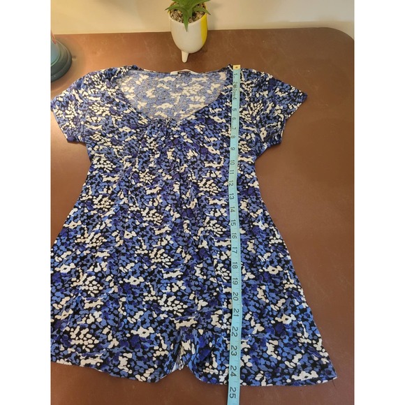 Three Seasons Maternity Top Size Small Blue White Knot at center Blouse - Picture 5 of 8